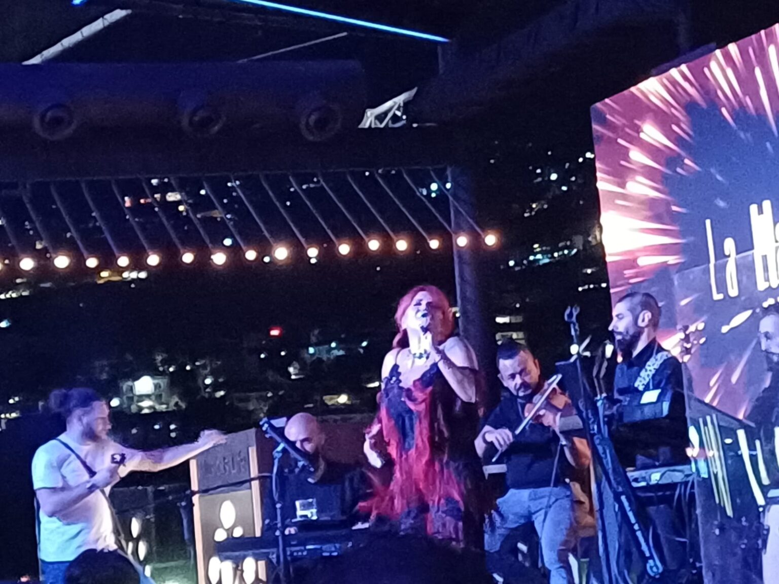 بالصور ـ كريستينا حداد تحيي حفلًا في كازينو لبنان بالصور ـ كريستينا حداد تحيي حفلًا في كازينو لبنان