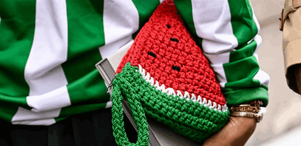 بالصور.. حقائب الكروشيه تتصدّر موضة الصيف Doc-P-1381269-638863026669787085.png