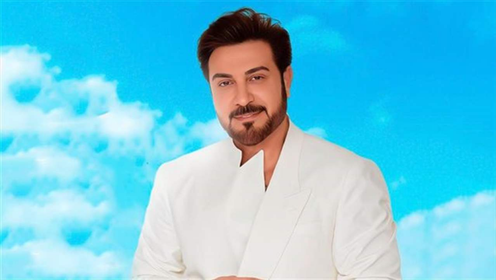 ماجد المهندس يؤدي مناسك الحج برفقة فريقه الفني