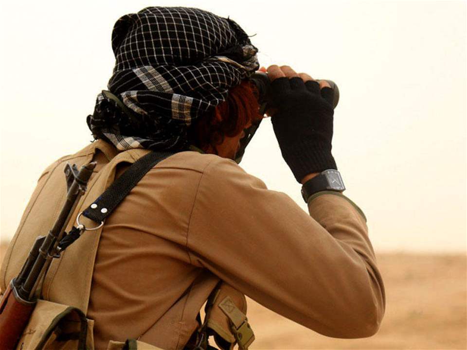 "ذبح وسكين وراية سوداء".. توقيف "داعشي" تسلّل إلى لبنان مقابل 100 دولار (صور)