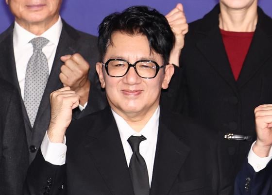 يرفض المدعون طلب الشرطة الثاني إلى Raid Hybe في Bang Si-Hyuk Bearation Probe