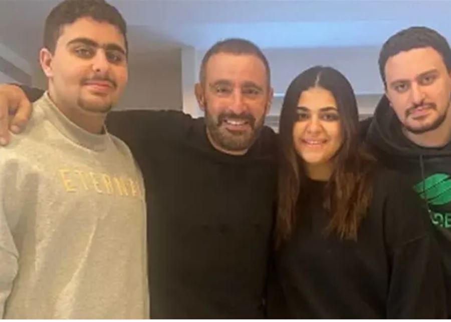 نجل أحمد السقا يخضع لجراحة دقيقة.. "استئصال ورم"