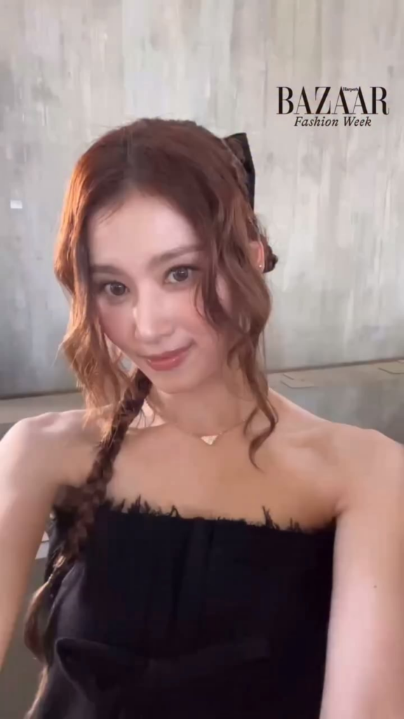 250623 تحديث Harper's Bazaar Japan Instagram - اكتشفنا مع Sana Twice في عرض مجموعة Prada 2026 Spring/Summer! ما هو التصميم الأكثر لا تنسى؟ ✨🩳