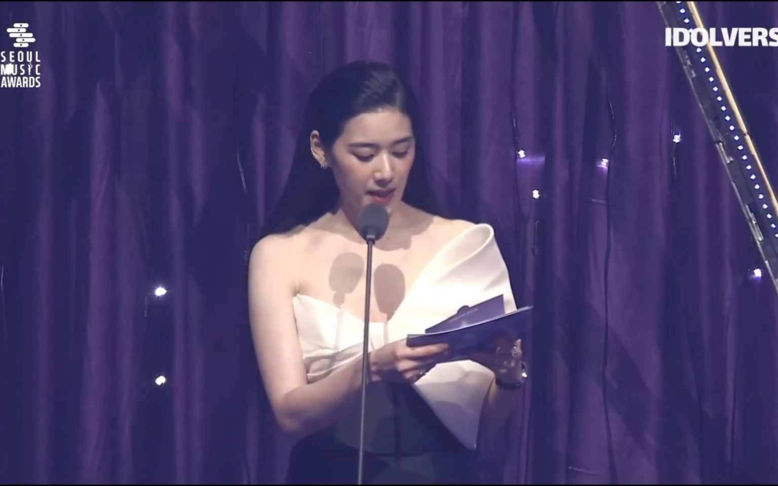 250621 AESPA يفوز "أفضل فنان العالم" في حفل توزيع جوائز Seoul 34th Seoul