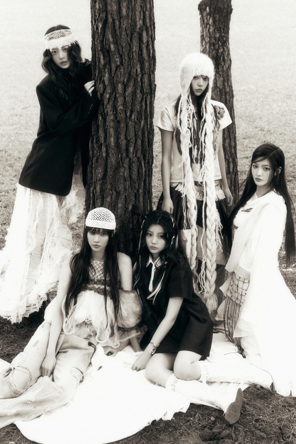 INLIT - الألبوم المصغر الثالث: Bomb (Concept Photo - Star Bomb Ver.)