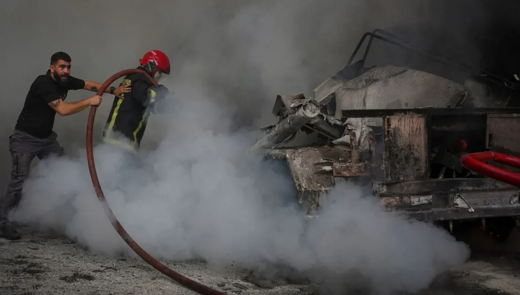 5 عند الخامسة: لقاء 'الودّ' مع 'حزب الله' وإعدام 5 ميدانياً في دمشق... أكبر إجراء منذ نهاية الحرب!