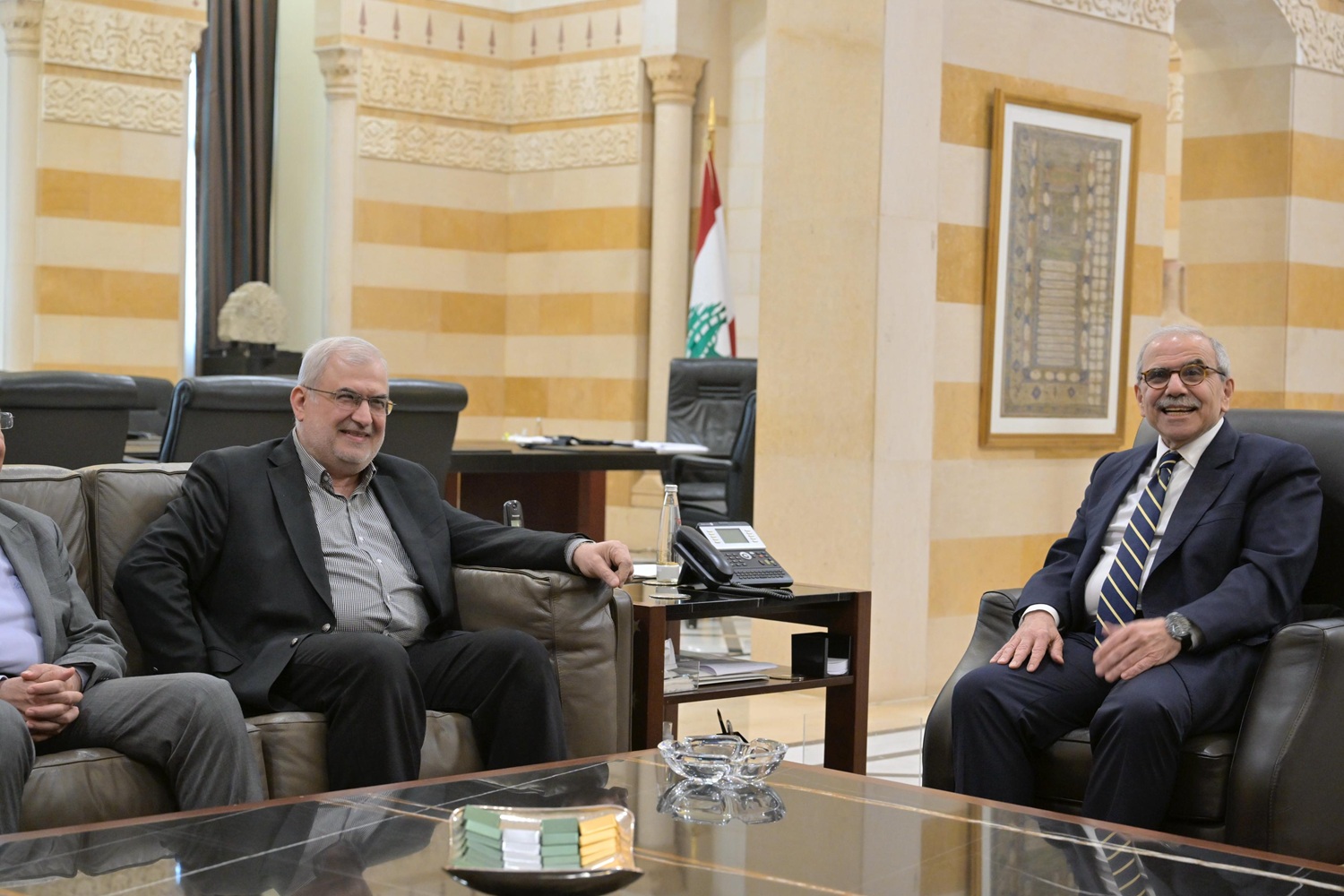 لقاء سلام ووفد حزب الله (نبيل اسماعيل).