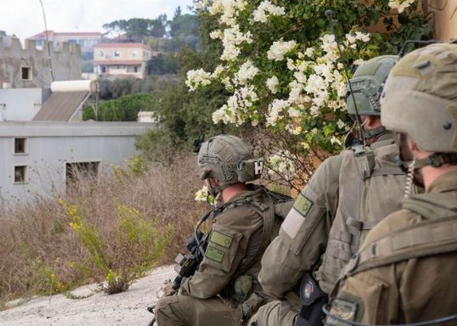 الجيش الإسرائيلي يعلن تدمير مبنى استخباراتي لحزب الله في حولا ومقتل مالكه أحمد غازي علي الجيش الإسرائيلي يعلن تدمير مبنى استخباراتي لحزب الله في حولا ومقتل مالكه أحمد غازي علي