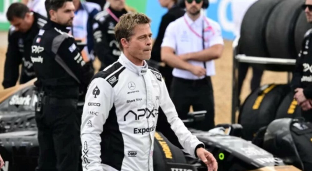  براد بيت في أبوظبي