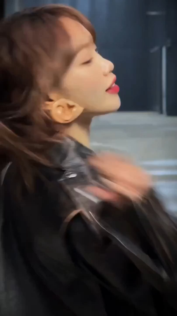 250611 le sserafim tiktok تحديث - مختلف المشاهد