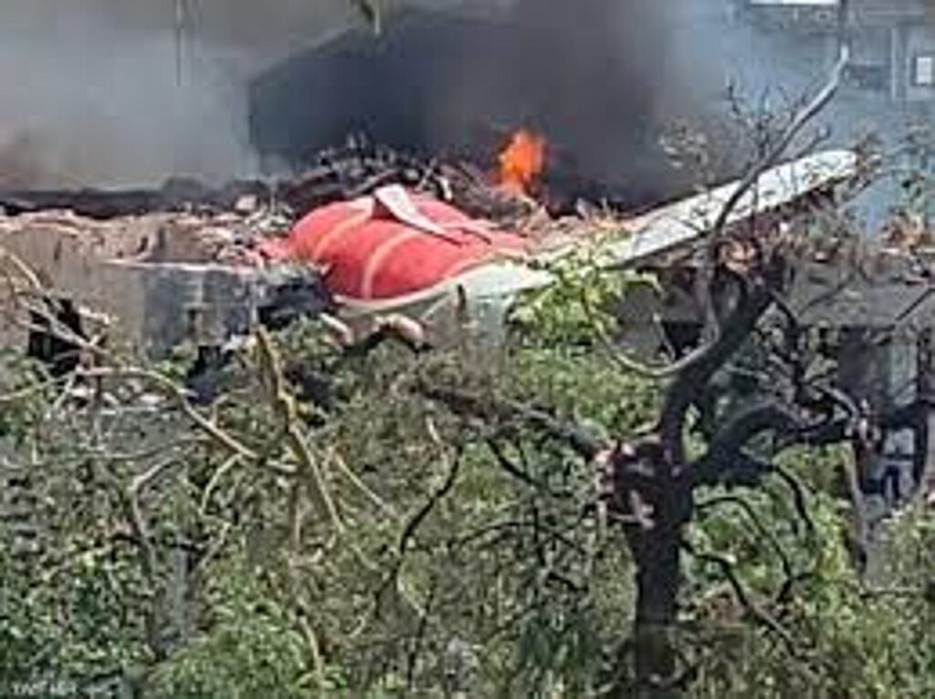 العثور على الصندوق الأسود الثاني للطائرة الهندية المنكوبة - صحيفة عاجل