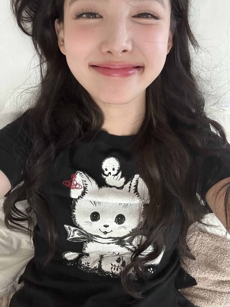 مرتين - نايون