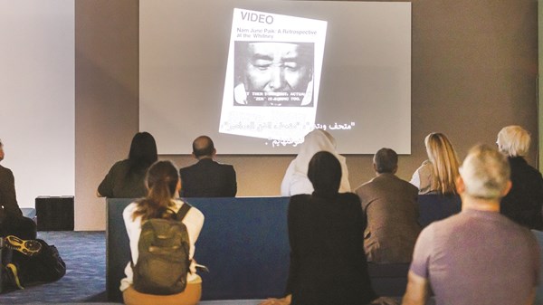 جلستان تناقشان الذاكرة والهوية ضمن معرض «الوسائط المتعددة»