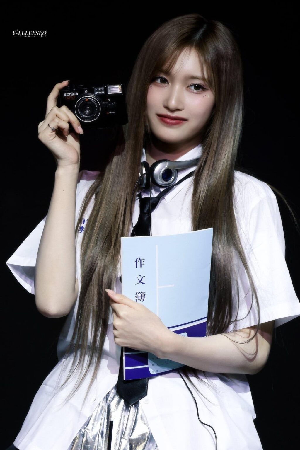 250323 تحديث مشجعي Leeseo