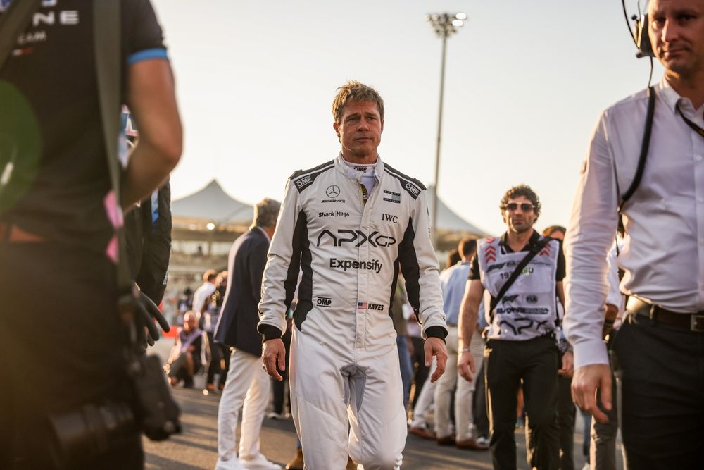 براد بيت ضمن دوره في فيلم F1