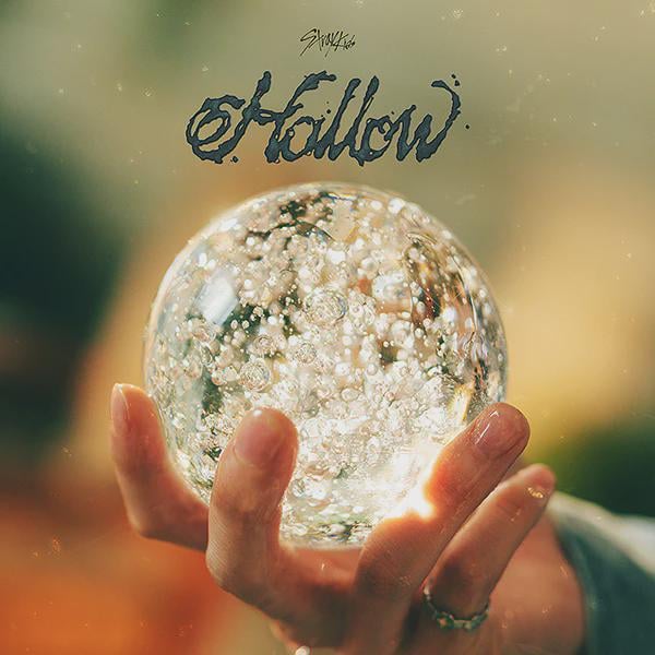 Stray Kids - Hollow (الألبوم المصغر الياباني الثالث)