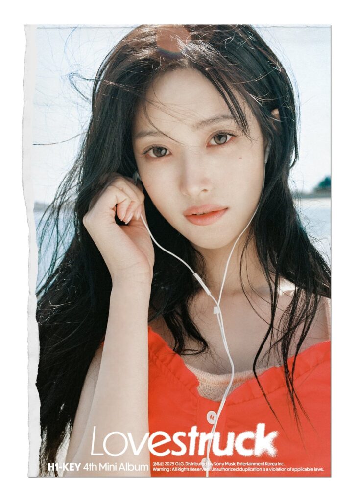 H1 -Key - 4th Mini Album: Lovestruck (Concept Photo Moment Ver. - Seoi)