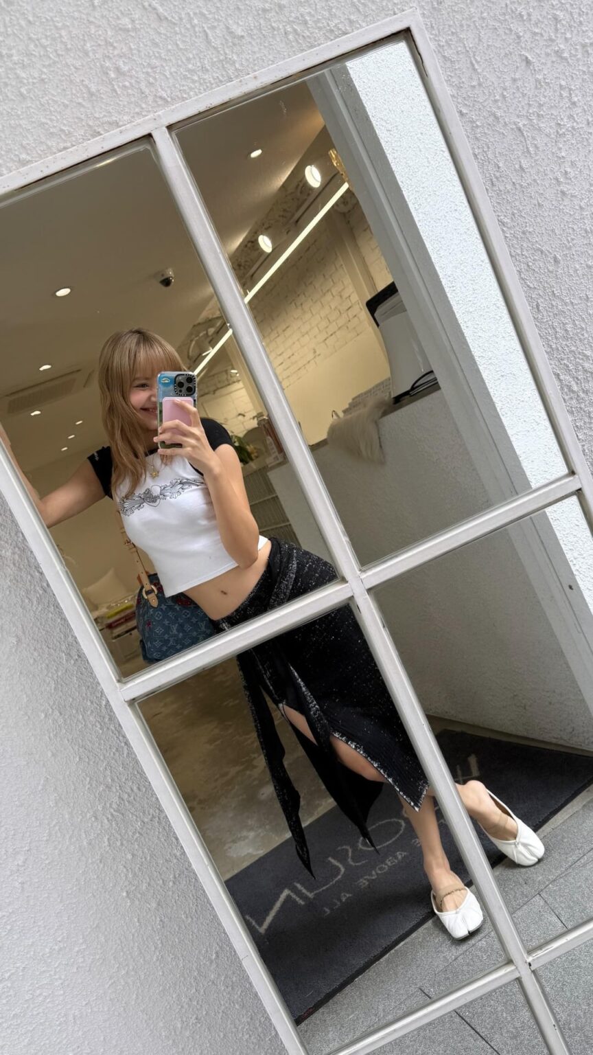 250629 تحديث قصة ليزا IG