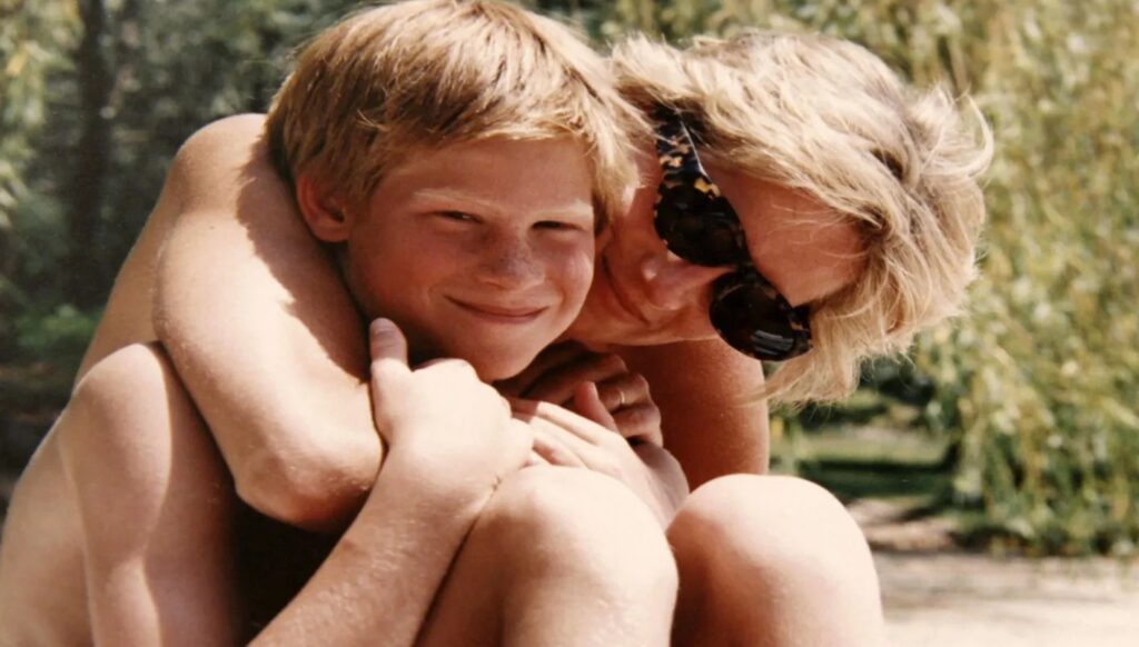 الكشف عن كلمات لاذعة من الملك تشارلز للأميرة ديانا عند ولادة الأمير هاري الكشف عن كلمات لاذعة من الملك تشارلز للأميرة ديانا عند ولادة الأمير هاري