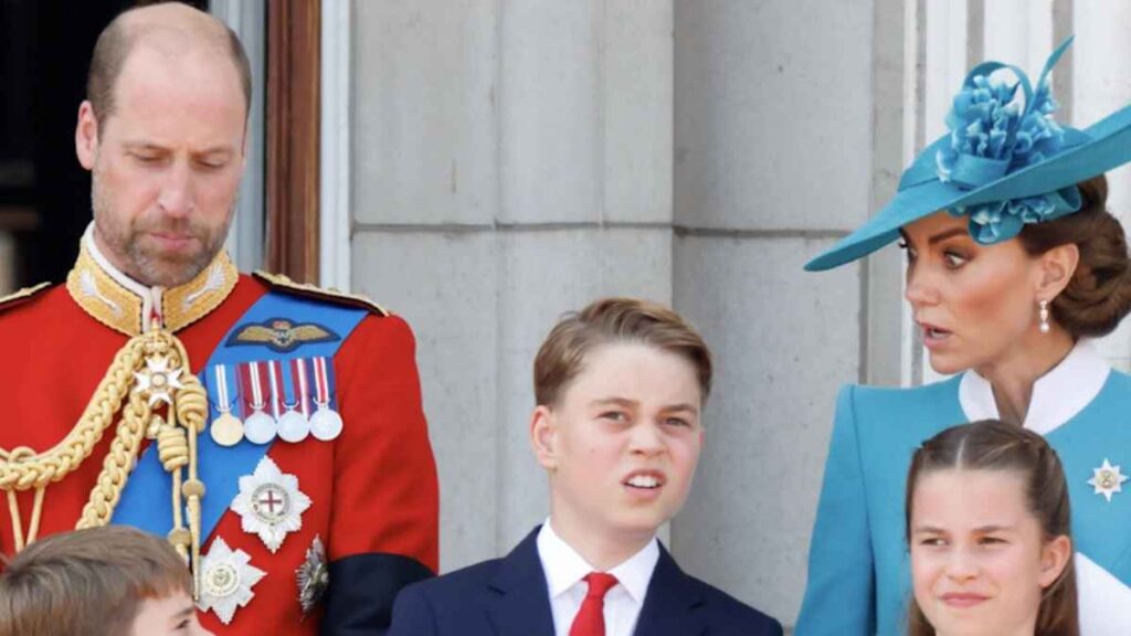 قارىء شفاه يكشف أمر كيت ميدلتون "الحازم" لابنها في "عيد الملك" – إرم نيوز قارىء شفاه يكشف أمر كيت ميدلتون "الحازم" لابنها في "عيد الملك" - إرم نيوز