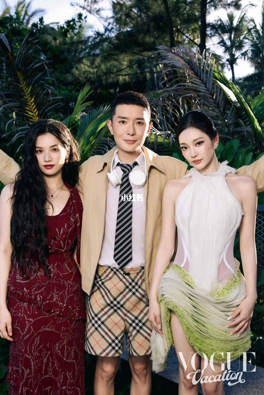 250607 ROCCO 刘冲 Rednote Update مع Ningning - Vogue Vacation شكرًا لك (مع Zhang Jingyi & F (X) Victoria)