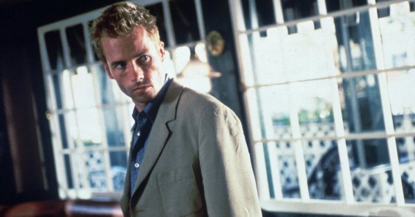 جريدة البلاد | عودة أيقونة نولان “Memento” في سينيكو جريدة البلاد | عودة أيقونة نولان "Memento" في سينيكو