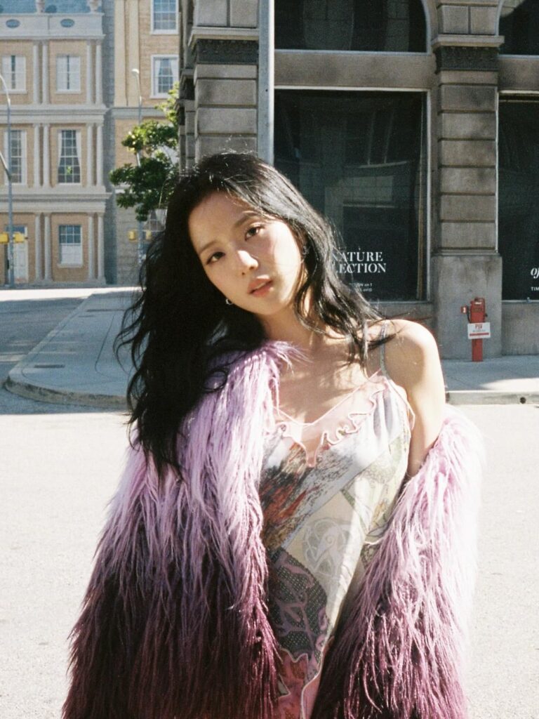 250627 تحديث JISOO IG