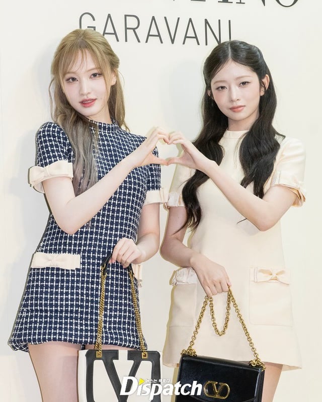 250620 Rei و Liz - Photocall في حدث Maison Valentino المنبثق