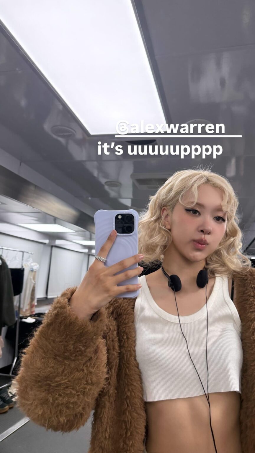 250627 تحديث قصة Rosé IG