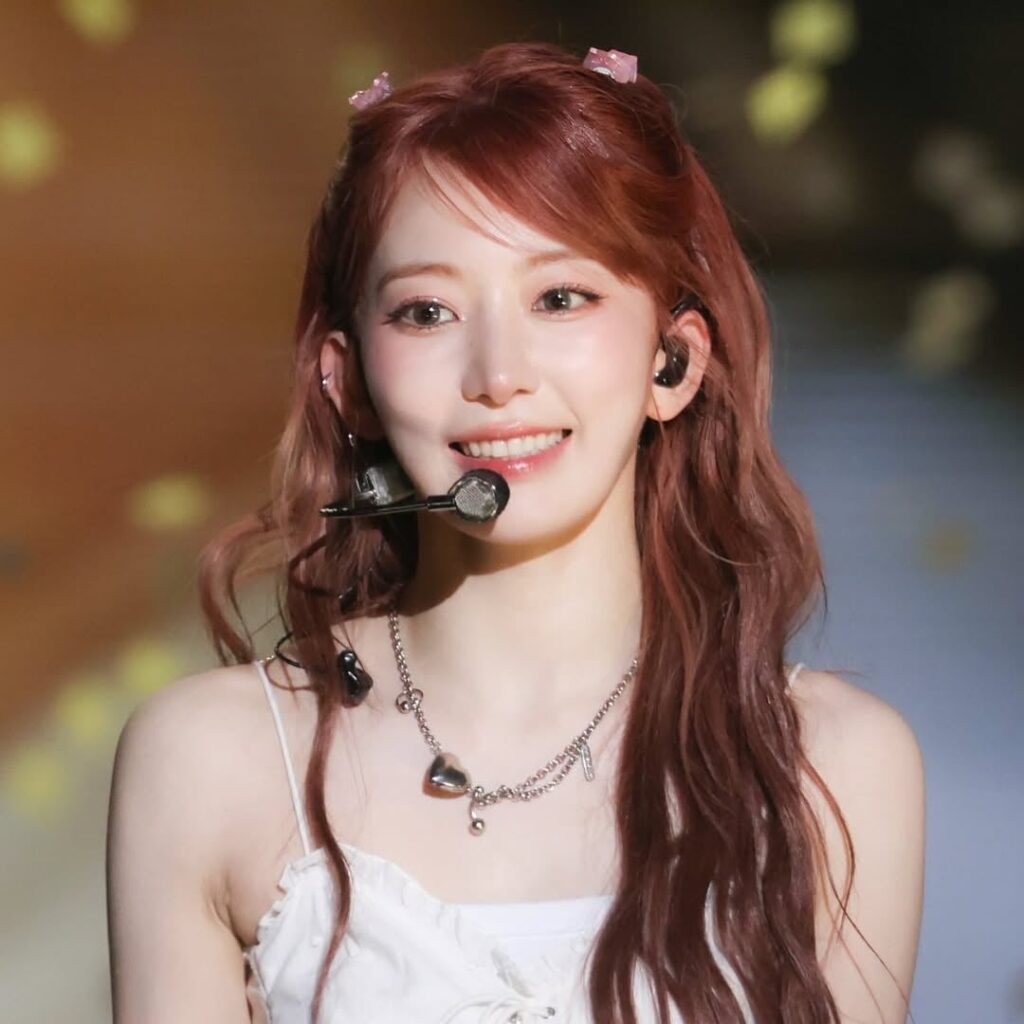 250616 المصمم Kim Hye Soo Instagram تحديث مع Le Sserafim