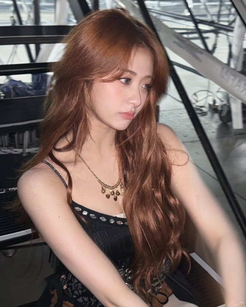 250610 تحديث Huh Yunjin Instagram