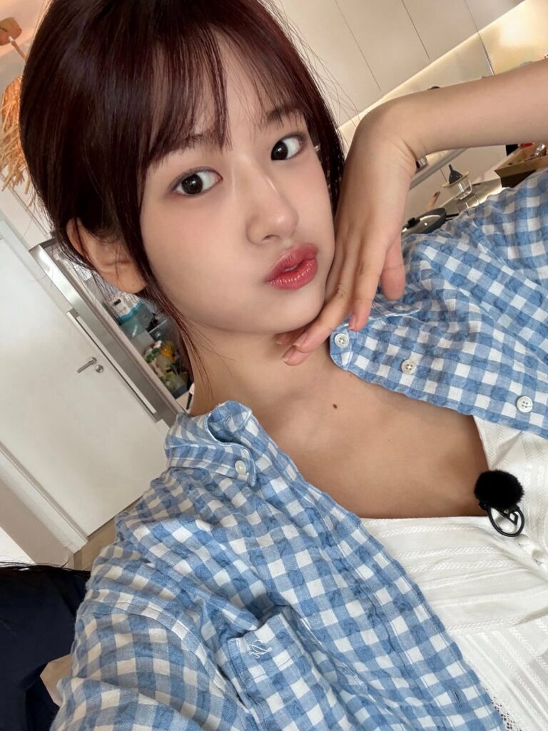 250627 ive تحديث Twitter الرسمي مع Yujin - TVN Earth Arcade 3 الانتهاء 💕
