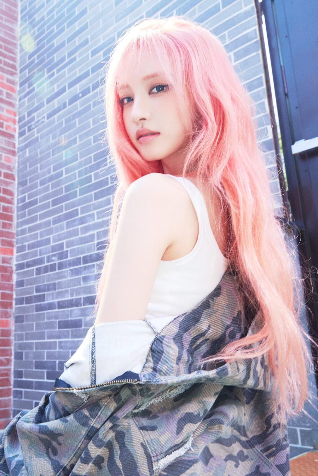 250622 IVE - اليابان 3rd EP: BE MEAR (صورة مفهوم - Liz & Leeseo)
