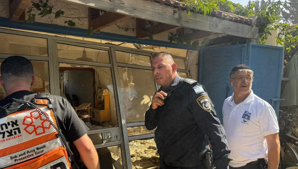 5 عند الخامسة: 'سجّيل' تضرب إسرائيل وخامنئي بالذكاء الاصطناعي ... ماذا عن الراوتر بعد البيجر؟