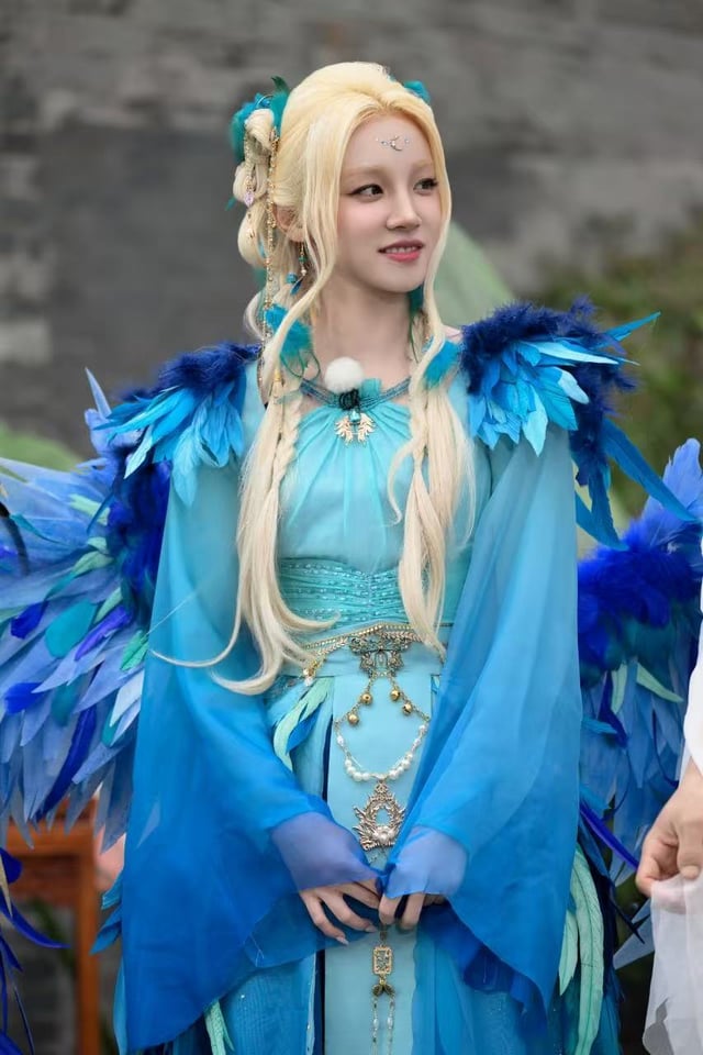 250613 تحديث Weibo الرسمي - Yuqi