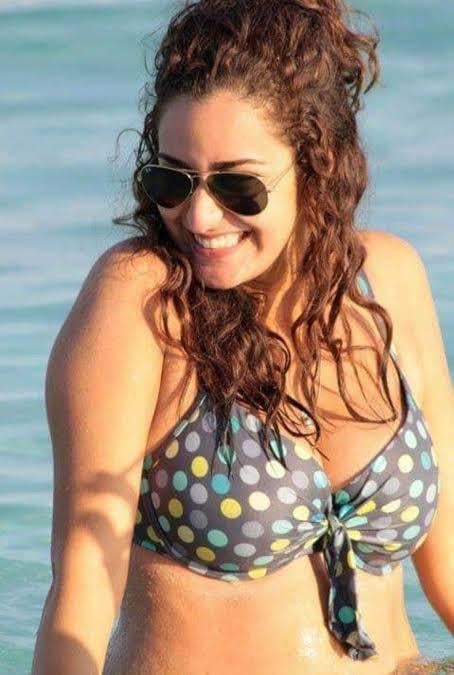 Amina Khalil hot boobs in bikini 🔥