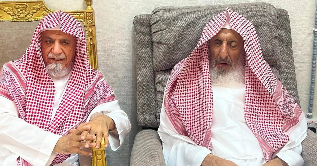 مشعر منى.. مفتي عام المملكة يستقبل الشيخ صالح بن حميد