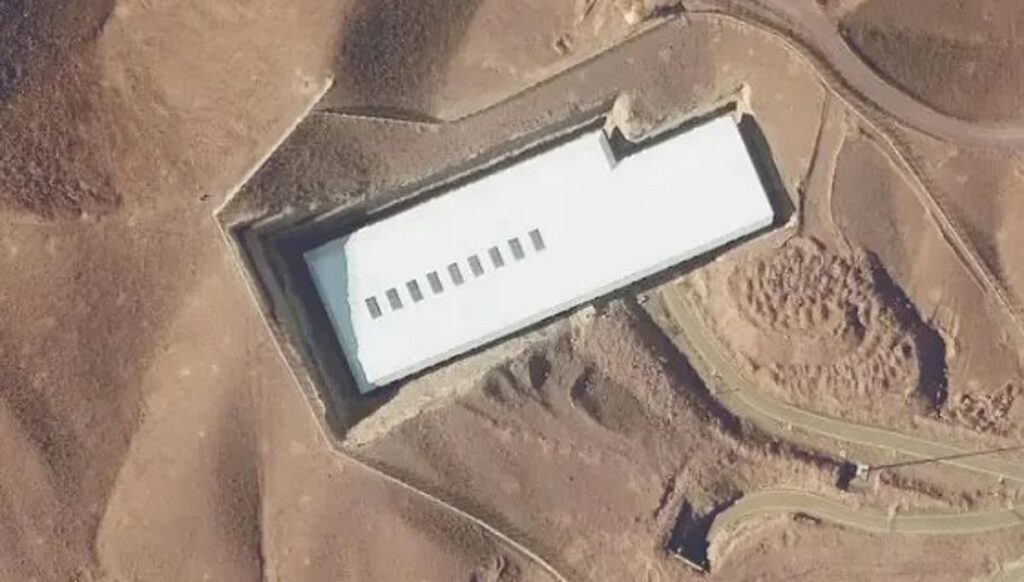 "ترامب" يبحث خيار ضرب "فوردو".. تصعيد أميركي محتمل ضد إيران – صحيفة سبق الالكترونية "ترامب" يبحث خيار ضرب "فوردو".. تصعيد أميركي محتمل ضد إيران - صحيفة سبق الالكترونية