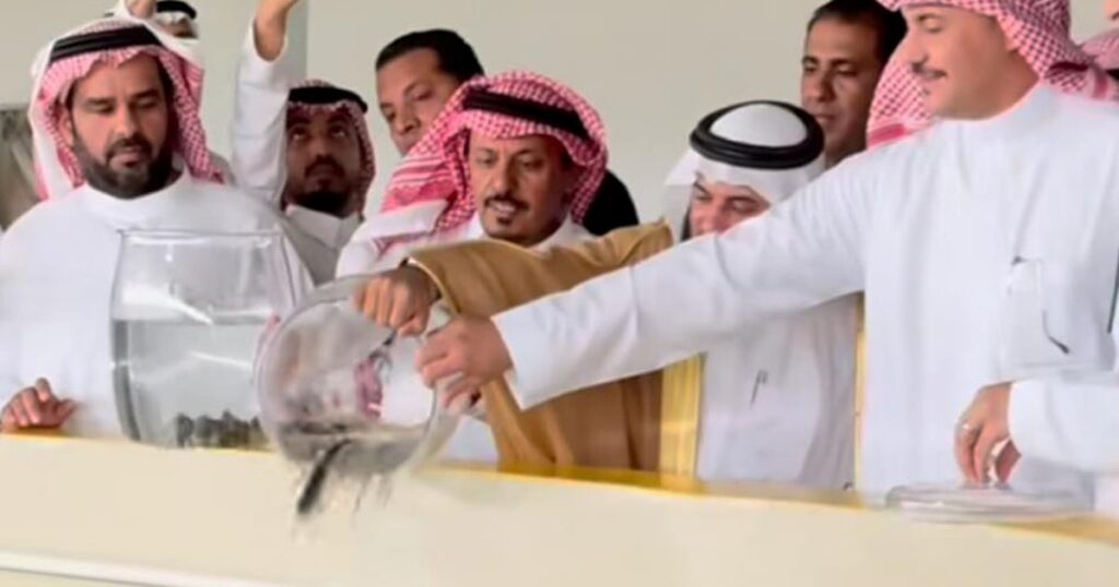 لأول مرة في شقراء.. وكيل وزارة البيئة يدشّن مشروع إنتاج السالمون والقاسم يكشف لسبق تفاصيله بالأرقام