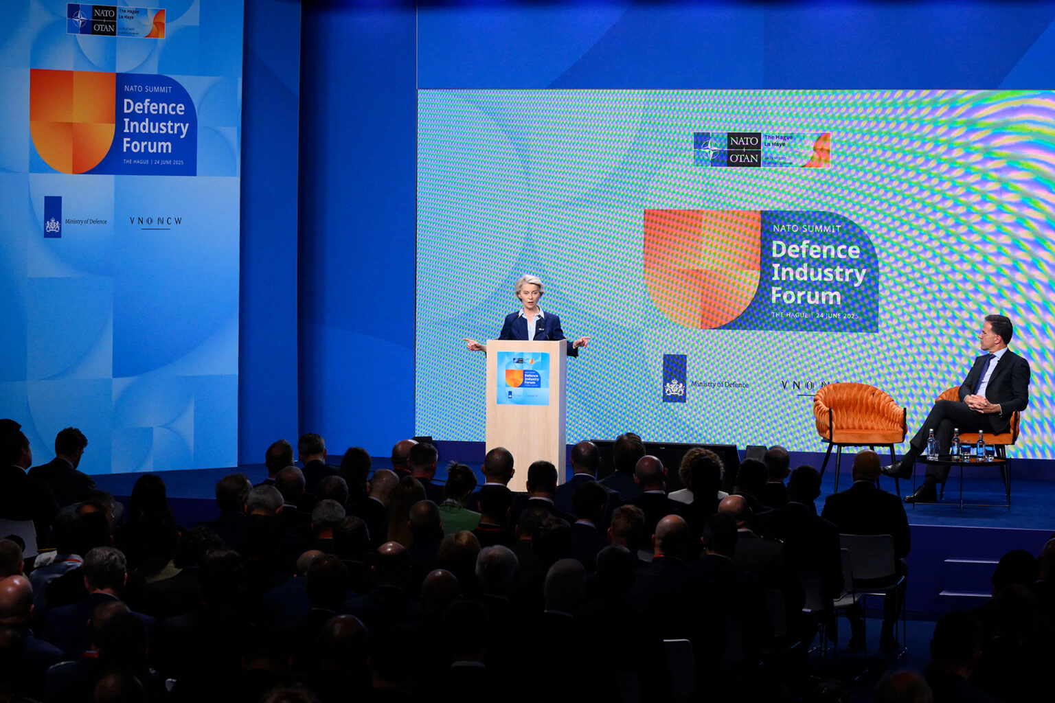 هل ينقذ الإنفاق الدفاعي وحدة صف الحلفاء في الناتو؟ | سياسة