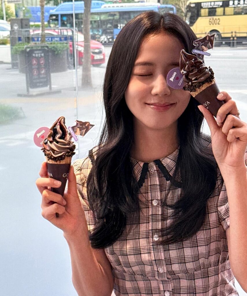 250611 تحديث JISOO IG