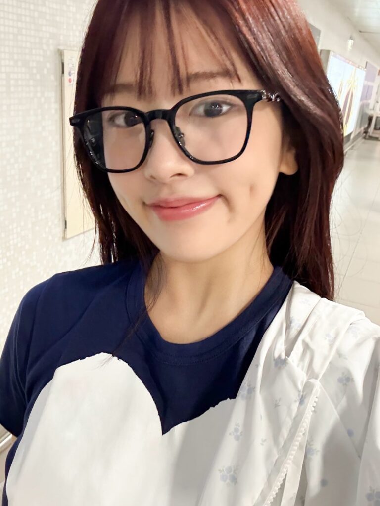 250620 ive تحديث Twitter الرسمي مع Yujin - TVN Earth Arcade 3 الانتهاء 💕