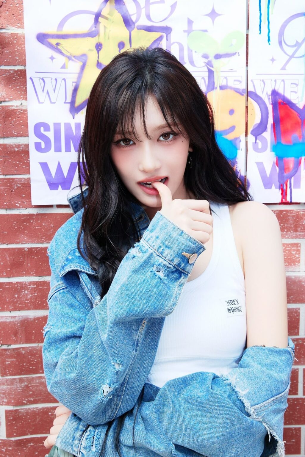 Ive - اليابان الثالث EP: BE MEAR (Concept Photo - Leeseo ، Liz)