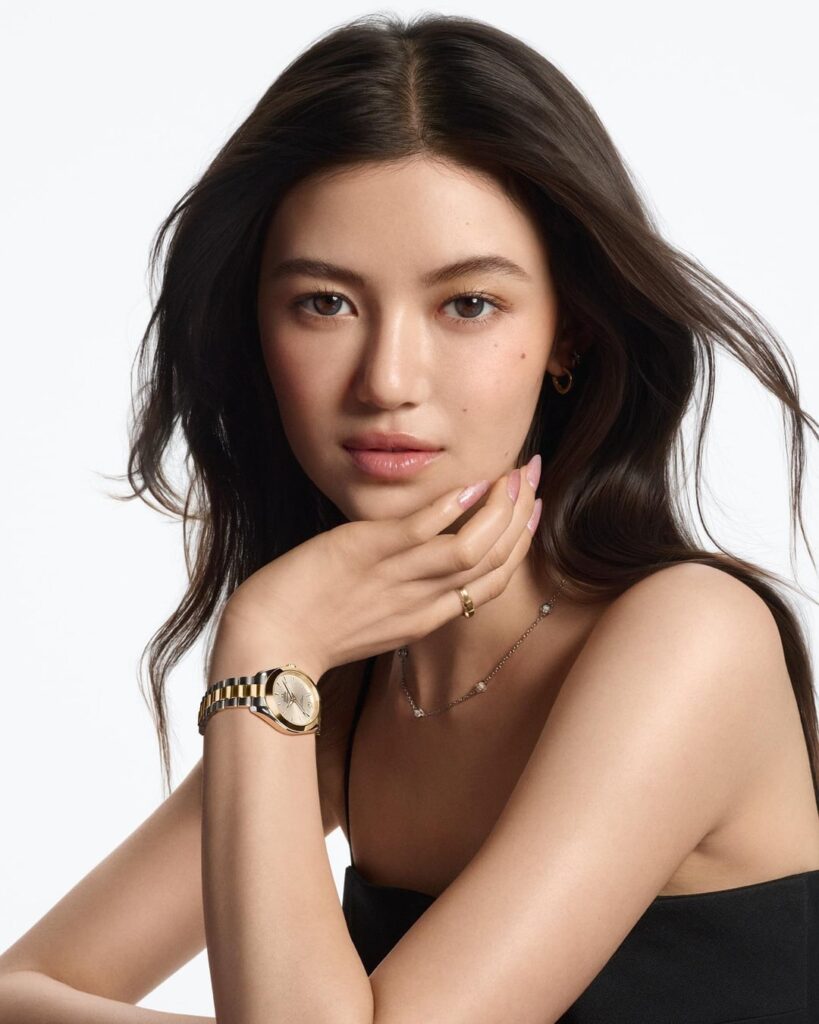 250618 دانييل لأوميغا تشاهد حملات "My Little Secret"