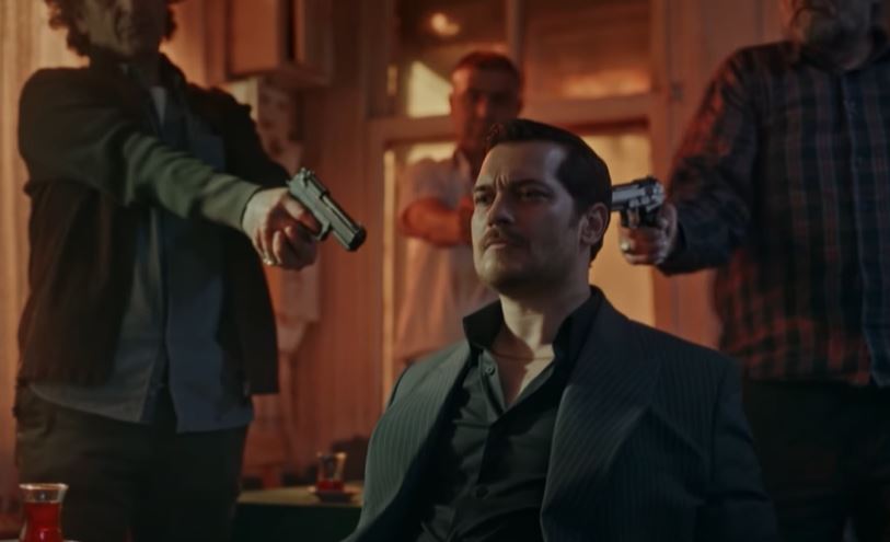 مسلسل حلم أشرف الحلقة 11 والأخيرة.. أشرف يكتشف خيانة نيسان وقدير في مأزق