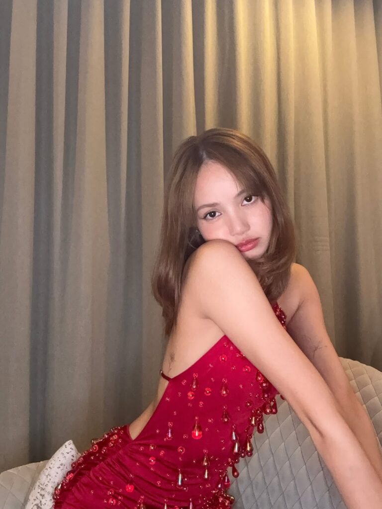 ليزا | "النصف الأول من 2025 طار بواسطة" | IG يونيو 2025