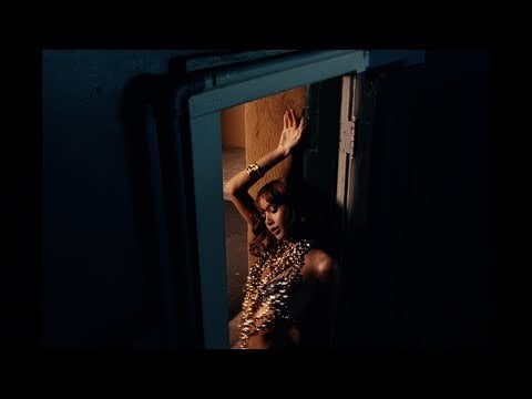 ليزا - عندما أكون معك الفذ. تايلا (فيديو موسيقي رسمي)