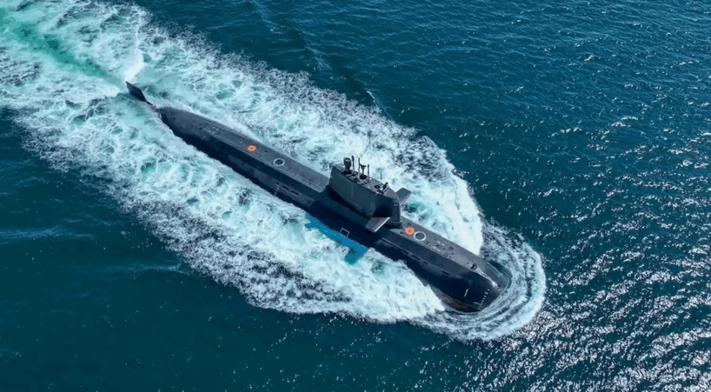 مصر تتجه نحو الغواصات الصينية “الشبحية”.. فهل تصل إلى أسطولها؟ مصر تتجه نحو الغواصات الصينية "الشبحية".. فهل تصل إلى أسطولها؟