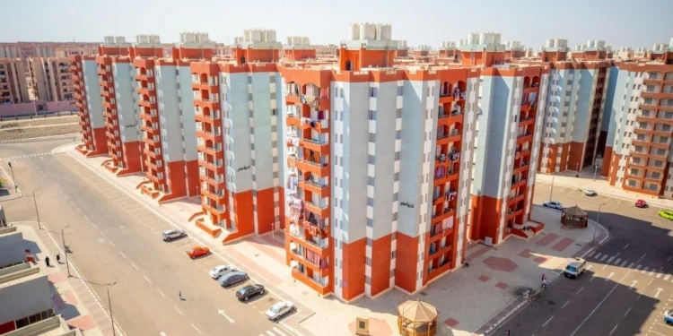عاجل| الحكومة تبدأ سحب شقق الإسكان من 5 فئات.. هل أنت منهم؟ بقرار عاجل.. الحكومة تبدأ سحب شقق الإسكان الاجتماعي من هذه الفئات