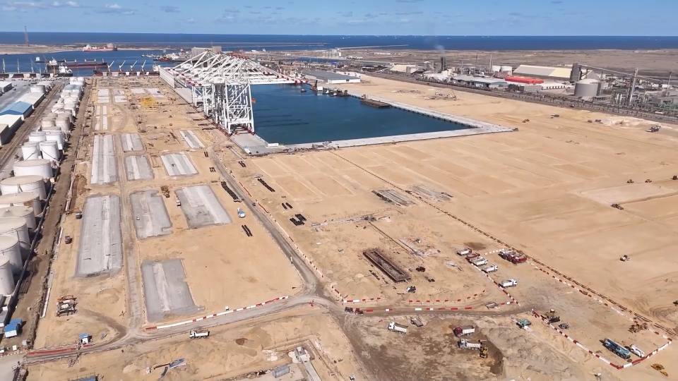 محطة الحاويات تحيا مصر 1 بميناء دمياط